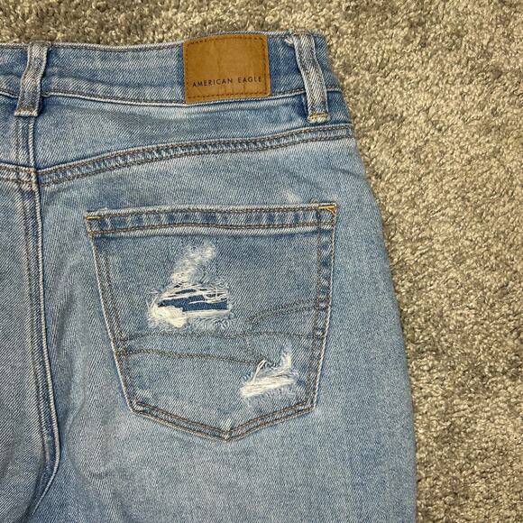 American Eagle Mom Jean Size 2 SHORT Distressed Faded Pants Ripped - Picture 3 of 7